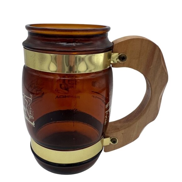 Vintage Siesta Ware St. Augustine Florida Amber Glass Mug 5″ with Wood Handle - Picture 3 of 6
